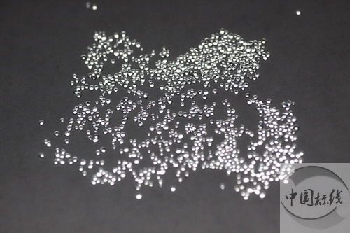 兴仁金属表面处理厂喷砂玻璃微珠清理